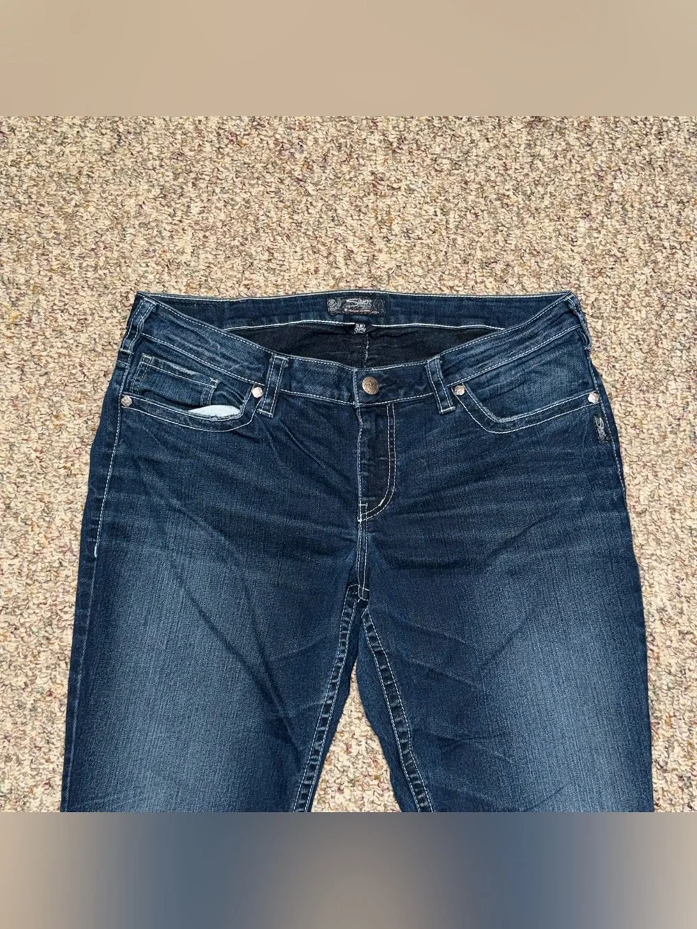 Women's silver jeans suki Capri size 18 Dark Blue capris